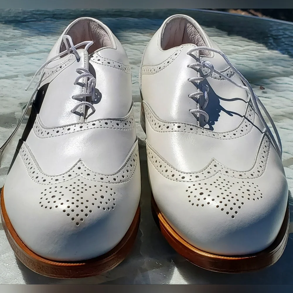 ETONIC VINTAGE MEN'S GOLF SHOES. WHITE. LNWT. 9W. USA. LEATHER. SPIKES.